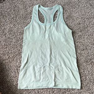 Lululemon swiftly racerback tank top size 4